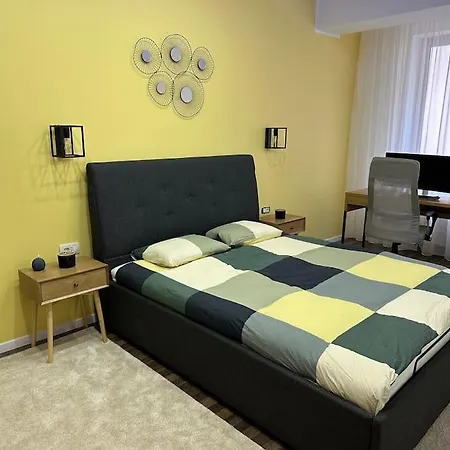 Stylish Newly Renovated Apt Feels Like Second Home Bucarest Extérieur photo