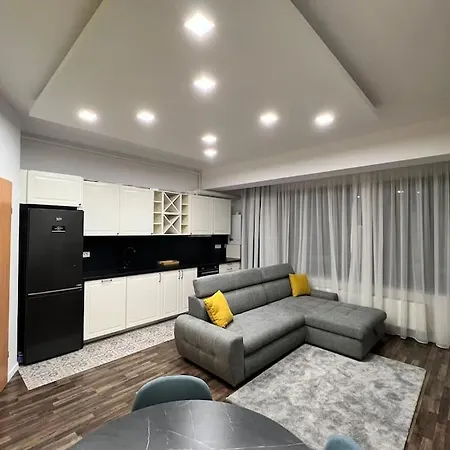 Stylish Newly Renovated Apt Feels Like Second Home Bucarest Extérieur photo