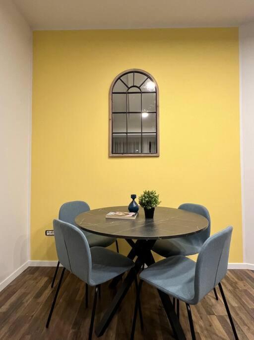 Stylish Newly Renovated Feels Like Second Apartment