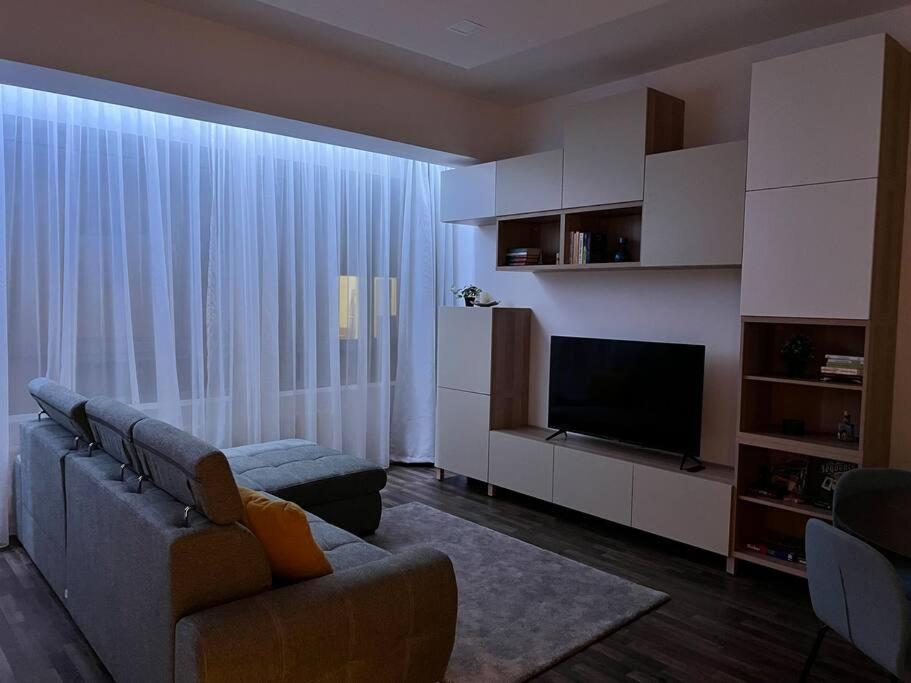 Apartment Stylish Newly Renovated Feels Like Second Bucharest